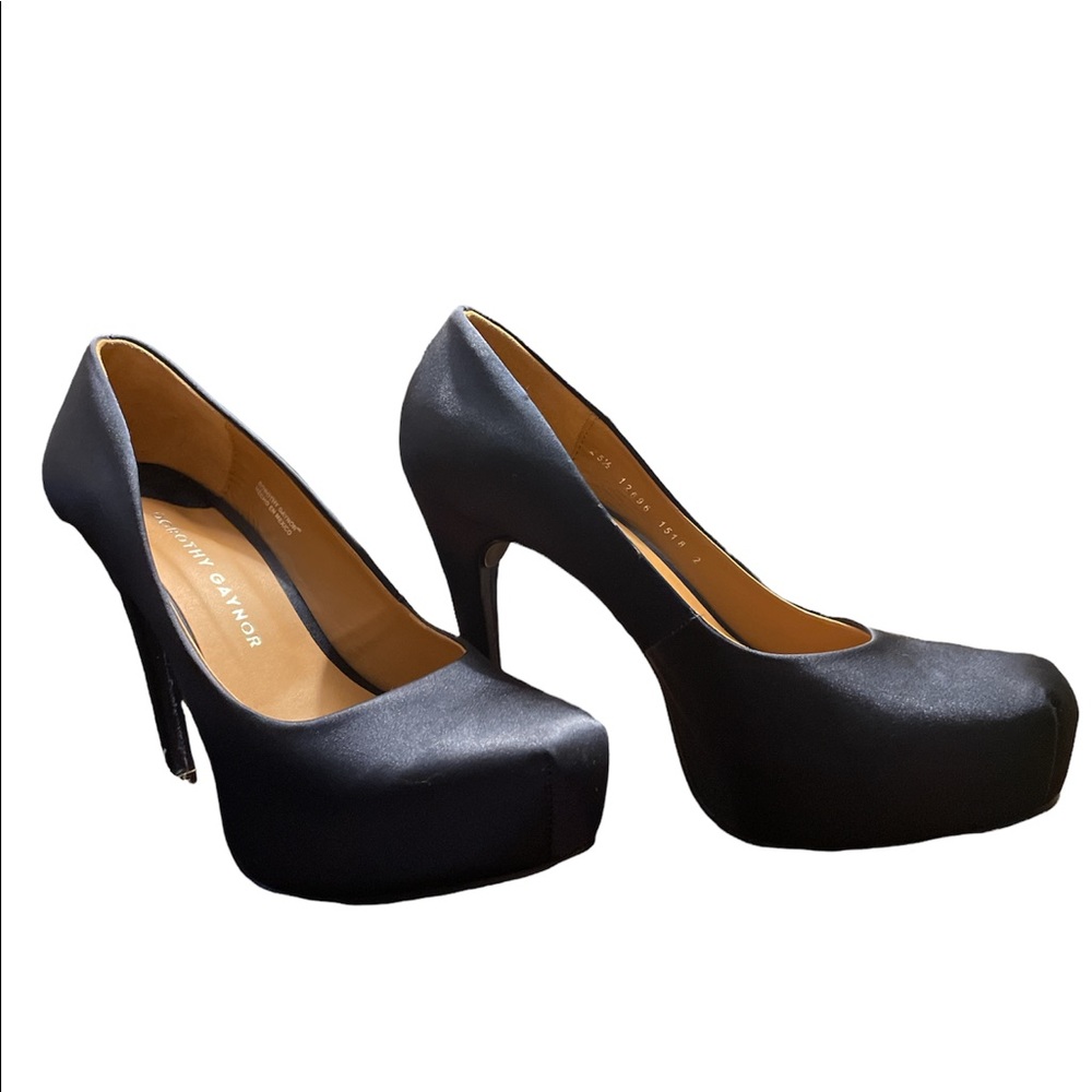 Dorothy Gaynor Navy Satin Pumps Sz 8.5